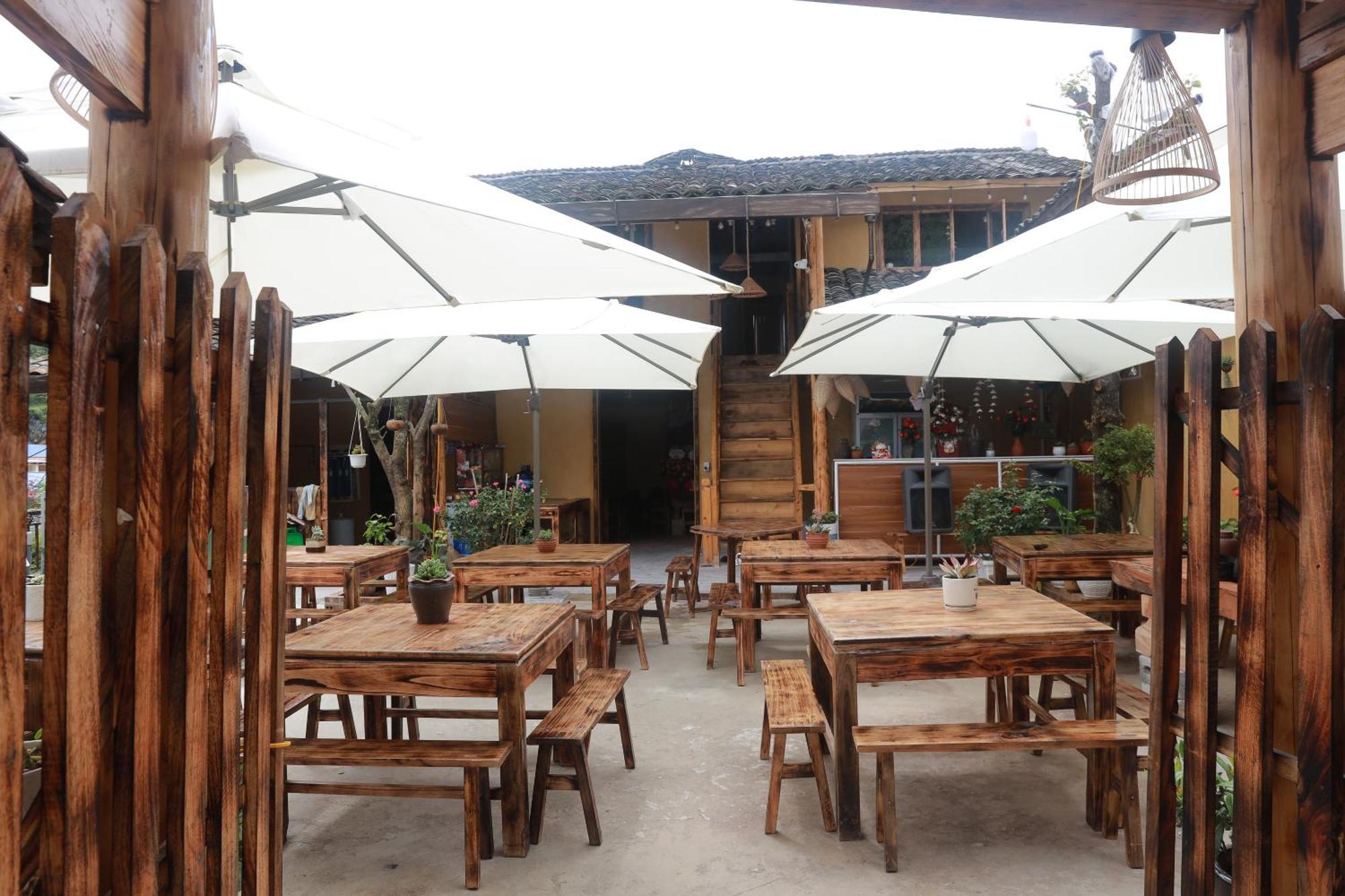 Khoi Homestay And Restaurant Loung Co Exterior foto